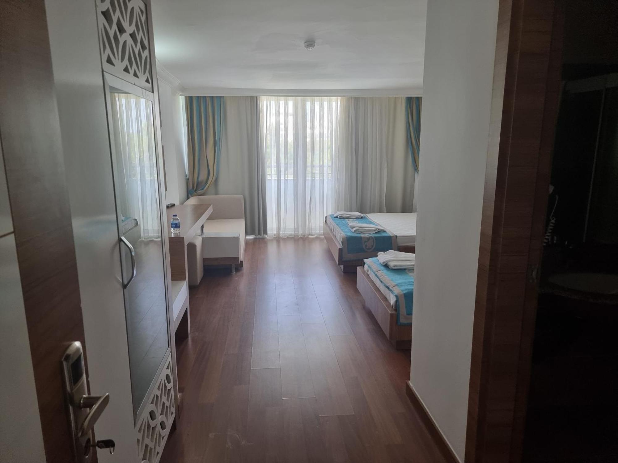 Luca Beach Hotel Сиде Экстерьер фото